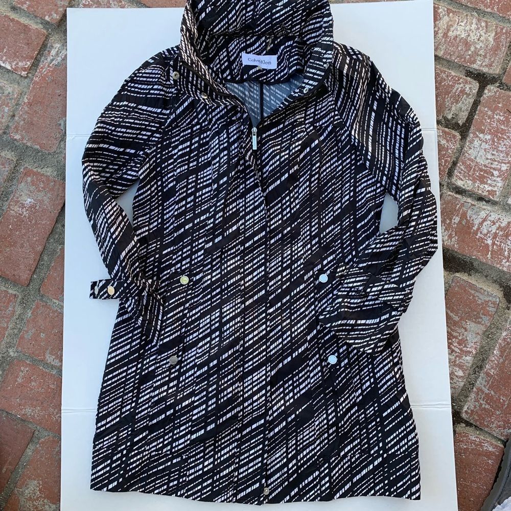 Calvin Klein Black and White Patterned Coat - Sm